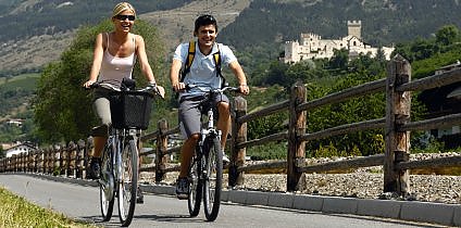 Vinschger Bahn mit dem Rad Vinschger Bahn mit dem Rad